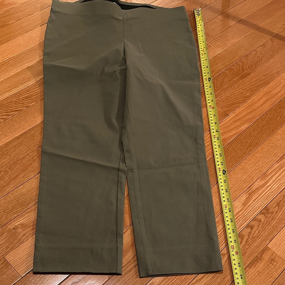 WHBM Elastic crop pants olive green